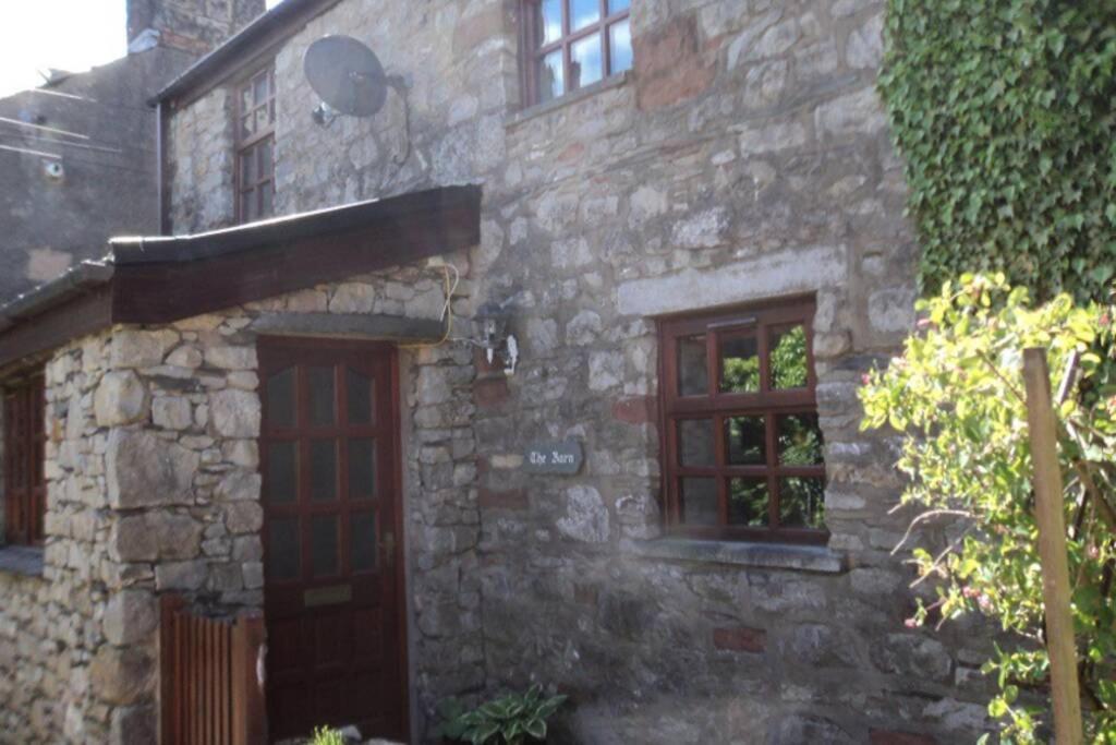 The Barn, Dalton-In-Furness Villa ภายนอก รูปภาพ